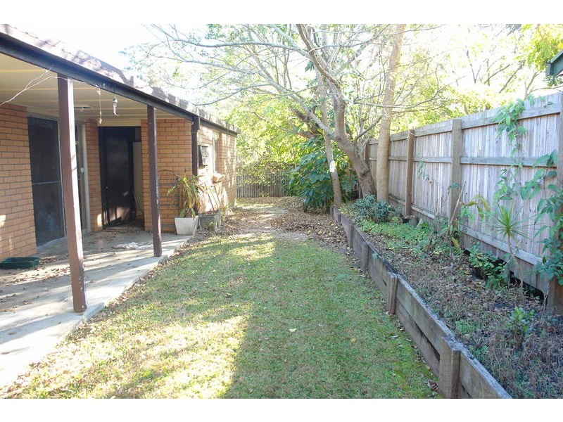 1 Karingal Street, Kenmore QLD 4069